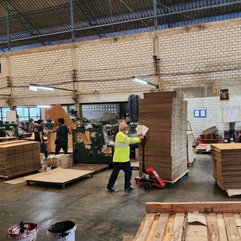 โรงงานผลิตกล่องกระดาษลูกฟูกใกล้ฉัน